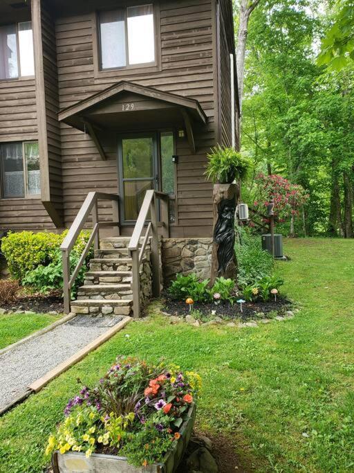 J.Creek Retreat, Creekside Townhouse +1 Car Garage Villa Maggie Valley Exterior foto